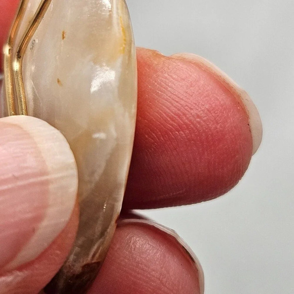 Handcrafted Onyx Pendant Oval Beige Brown Marbled Gold Tone Metal Bail Decor - Picture 8 of 8